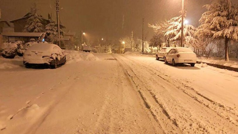 Meteoroloji'den çok sayıda kent için kuvvetli kar yağışı uyarısı
