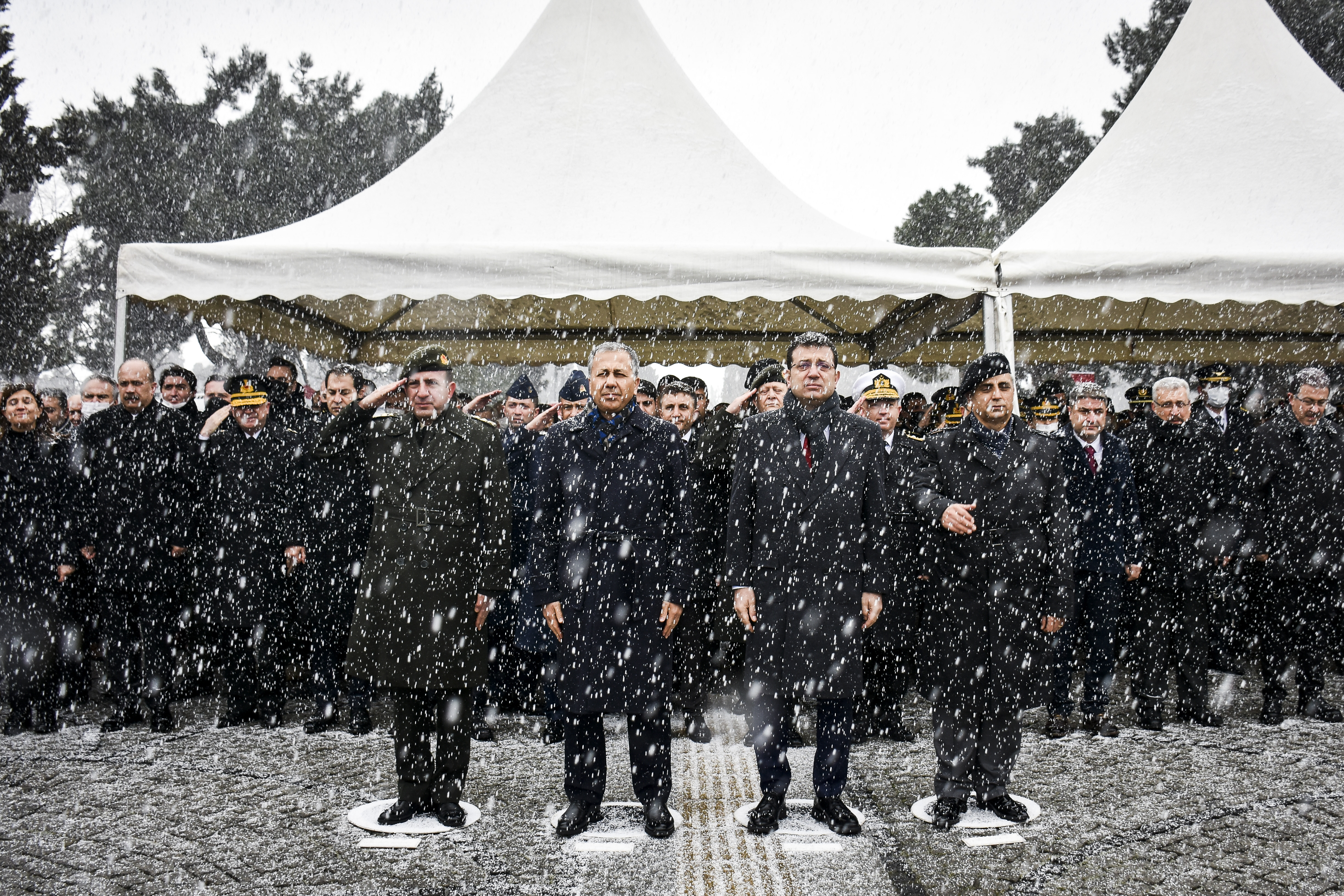 Çanakkale Zaferi 107'nci yılında tüm yurtta kutlanıyor; şehitler anılıyor - Resim : 1