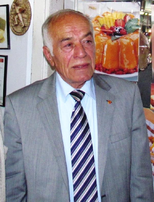 Göztepe'nin efsane futbolcusu hayatını kaybetti - Resim : 1
