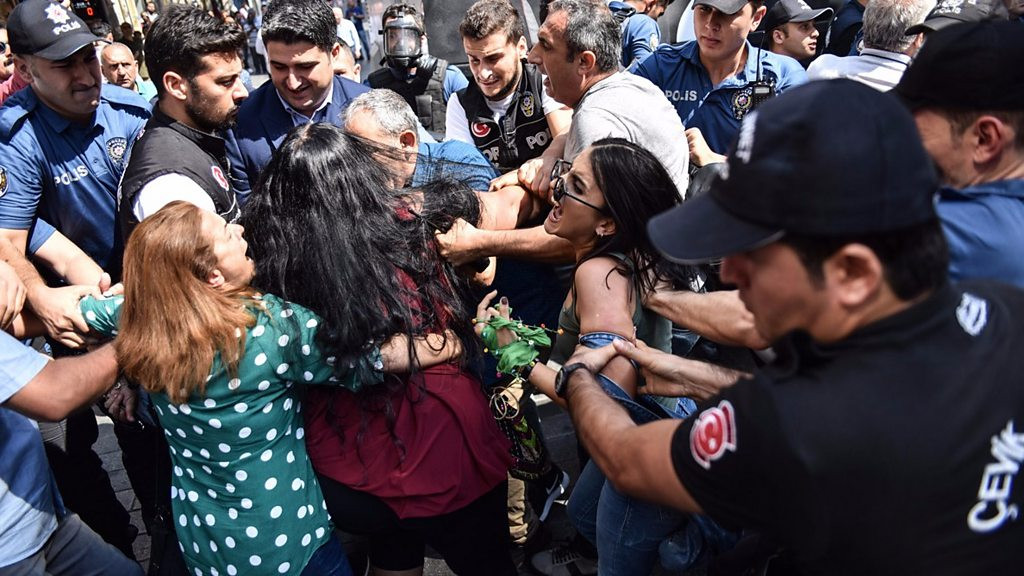 'Cumartesi Anneleri’ yargılanıyor: 'Adalet istemeye devam edeceğiz' - Resim : 2