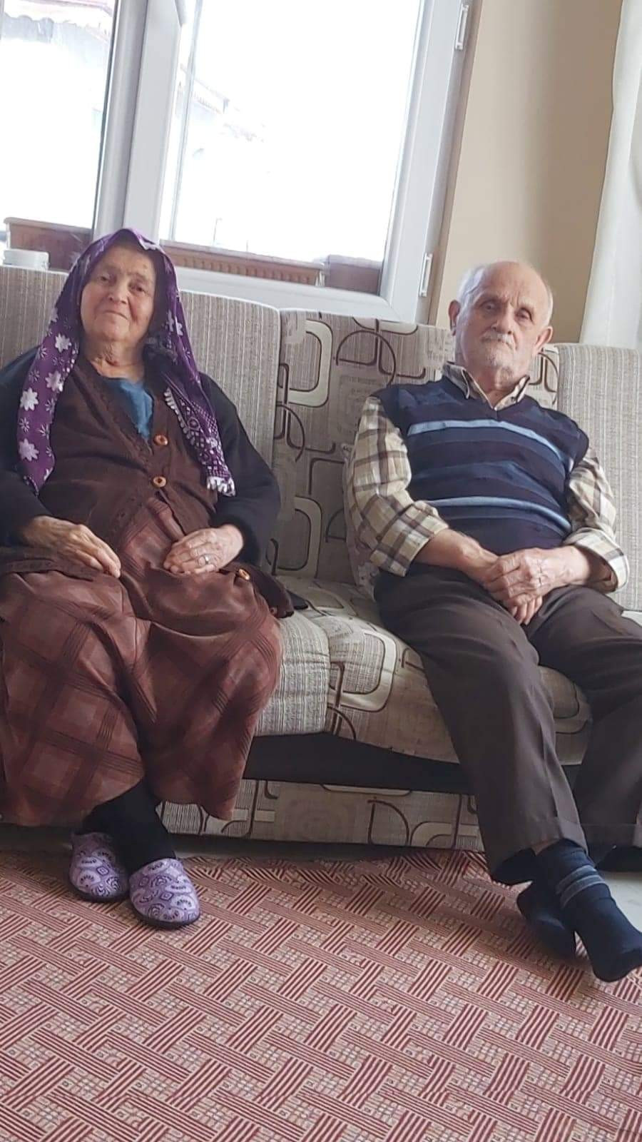 60 yıllık evli çift, 2 gün arayla hayatını kaybetti - Resim : 1