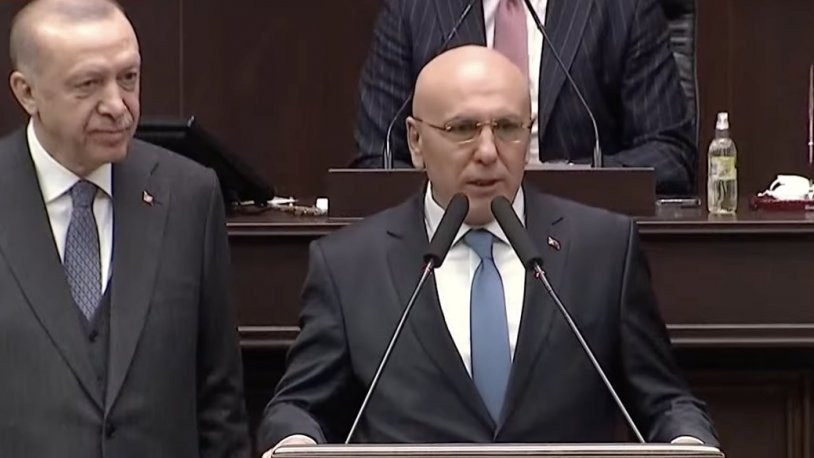 Erdoğan rozetini taktı: Bahçeli'nin partiden attığı İsmail Ok, ittifak ortağı olarak geri döndü