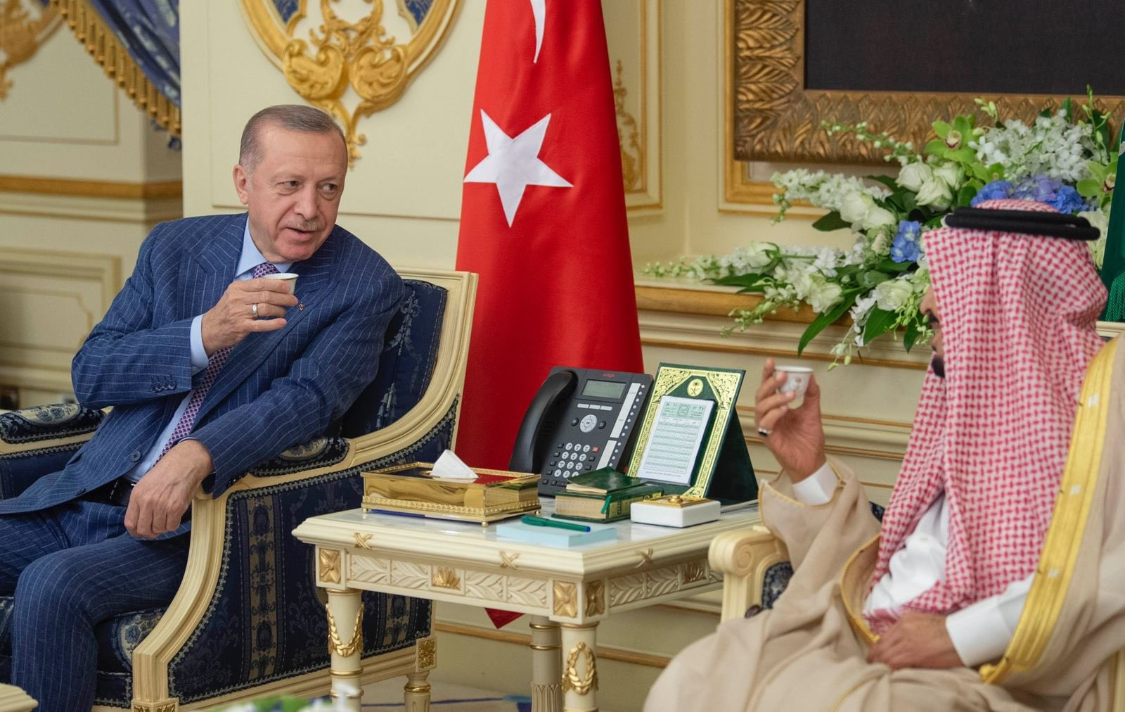Nereden nereye: Cinayet suçlamasından sarılarak poz vermeye, Erdoğan’ın Suudi Arabistan politikası - Resim : 1