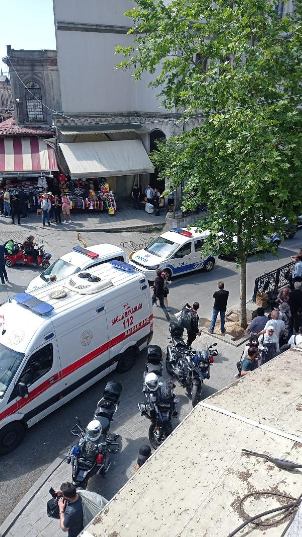 İstanbul Beyazıt'ta silahlı çatışma: 1'i polis 7 yaralı, 27 gözaltı - Resim : 2