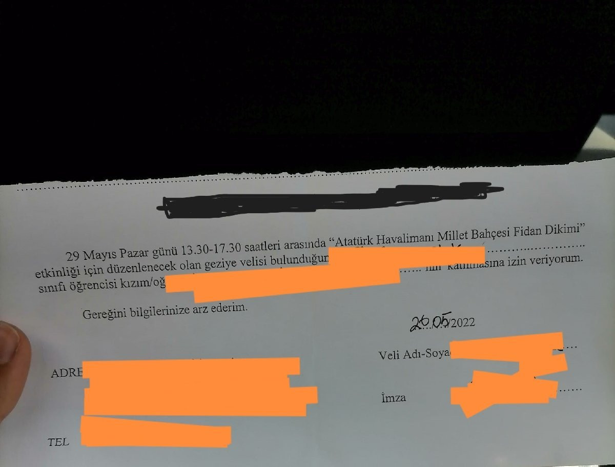 İddia: Atatürk Havalimanı'ndaki millet bahçesi töreni için öğrenci ve memurları zorla taşıyorlar - Resim : 1