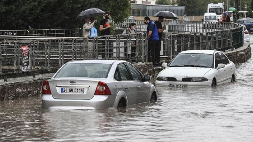Ankara'da yağış alarmı: Eğitime 1 gün ara verildi