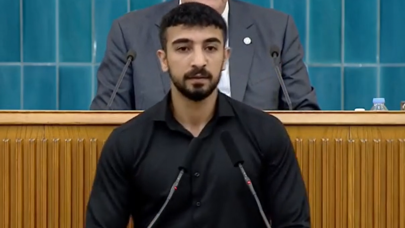 Akşener'in kürsüyü bıraktığı öğrenci: KYK yurtları devlet yurdu görünümlü cemaat, tarikat ve siyasi parti yandaşlarının at koşturduğu ölüm yurtları haline gelmiştir