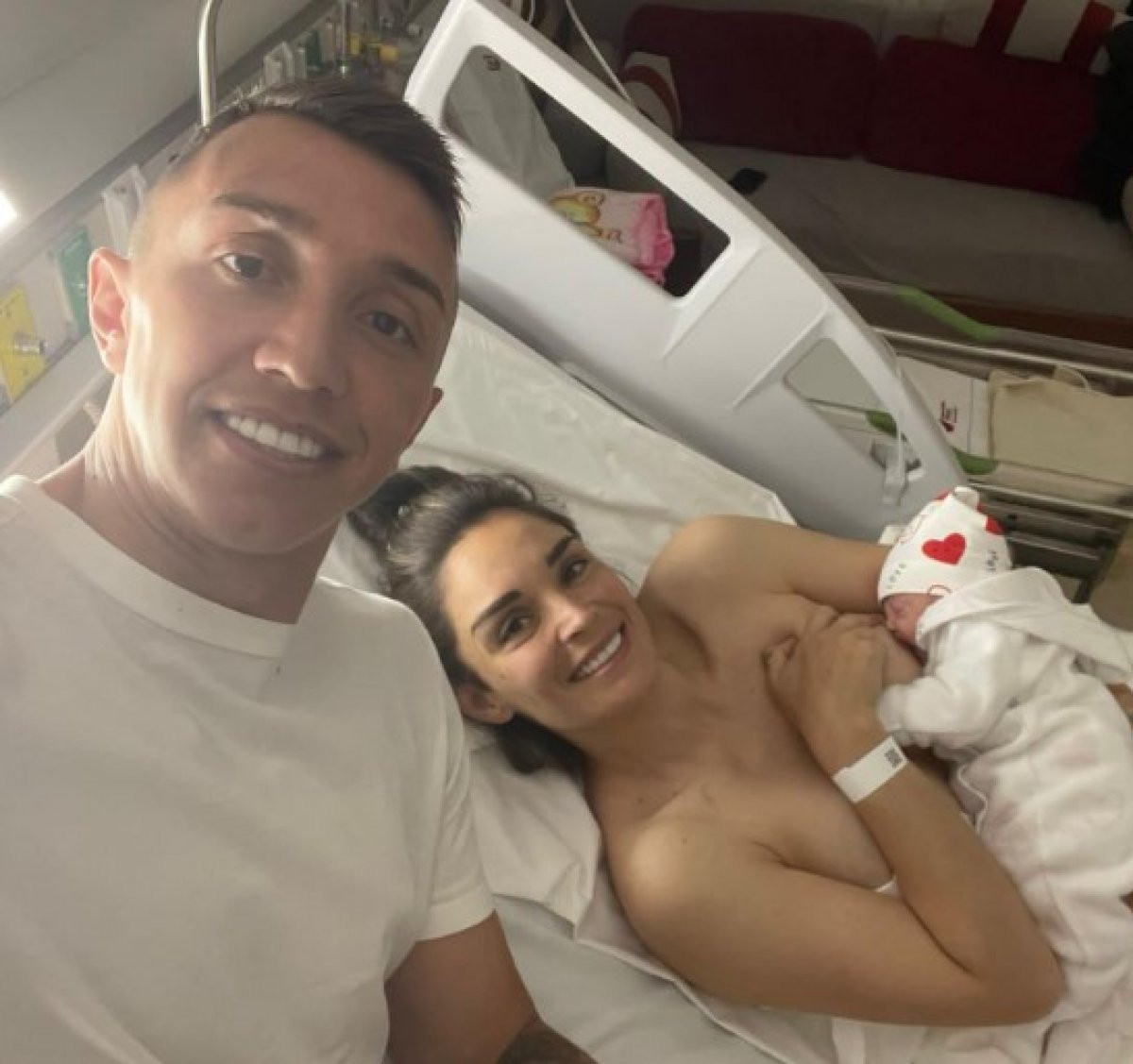 Fernando Muslera üçüncü kez baba oldu - Resim : 1