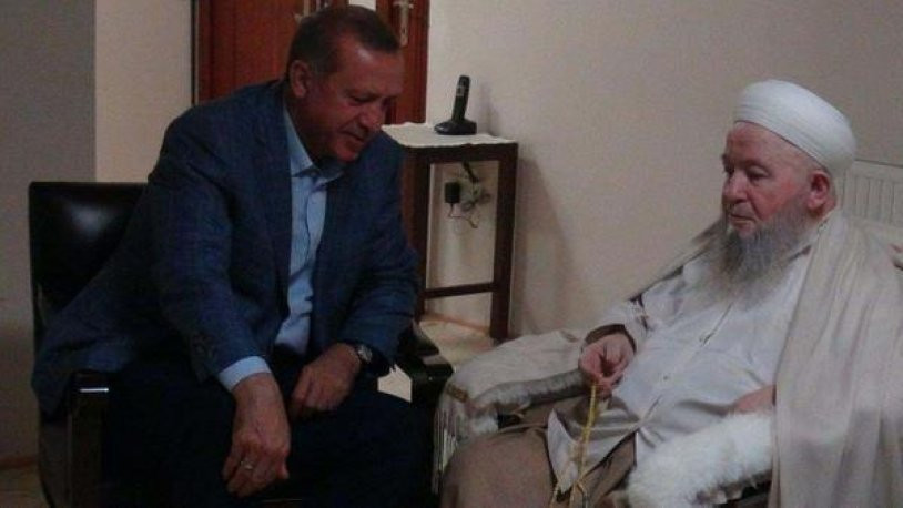 Erdoğan'dan gazetelere Mahmut Ustaosmanoğlu ilanı: 'Tüm sevenlerine sabr-ı cemil dilerim'