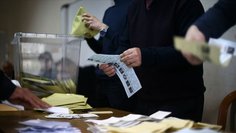 Yöneylem anketi: AKP artık birinci parti değil