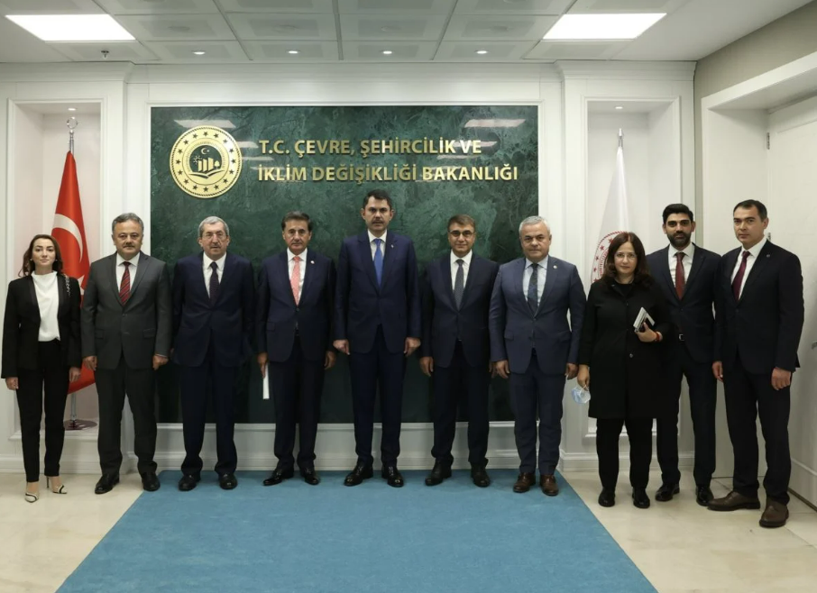 Parti devletinin fotoğrafı: Erdoğan'ın atadığı valiler, AKP'lilerle el ele bakanları ziyaret etti - Resim : 9