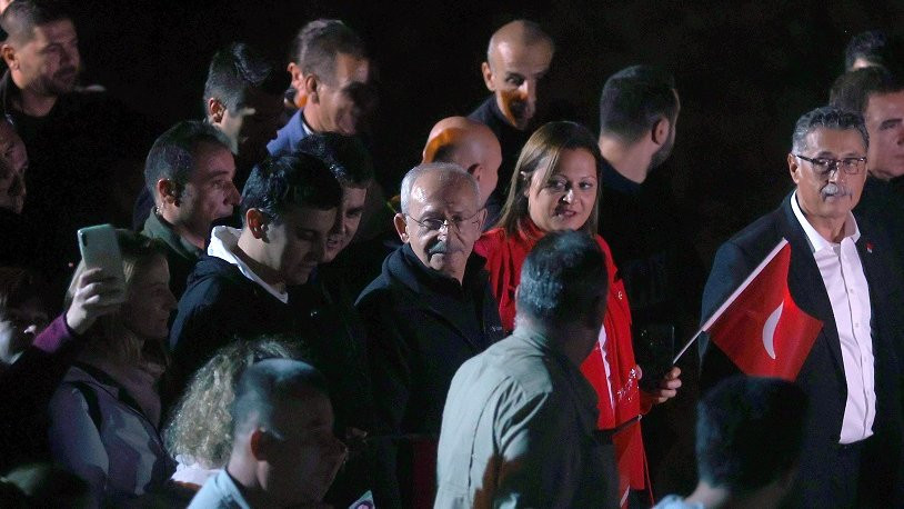 İktidar medyası Saray'da 'köstebek' avına çıktı