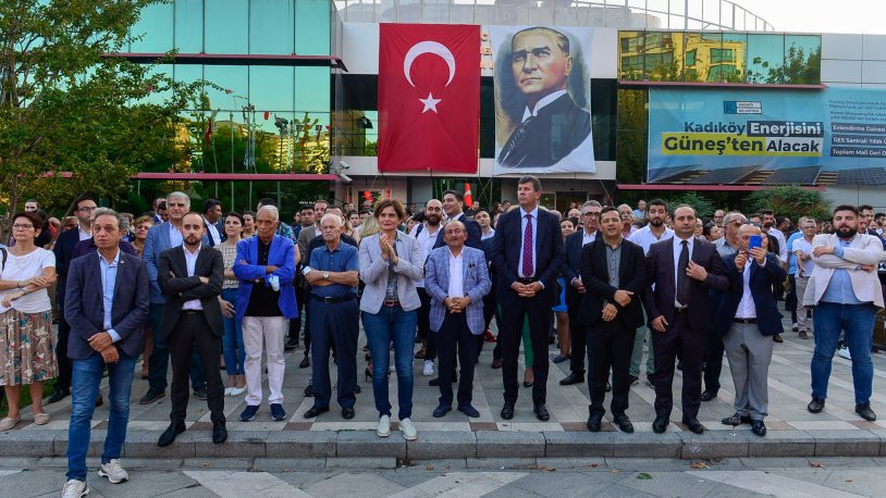 CHP İstanbul, Adli Yıl açılışında avukatlarla bir araya geldi: 'Eşitlik, özgürlük, adalet için hepimiz yan yanayız' - Resim : 1