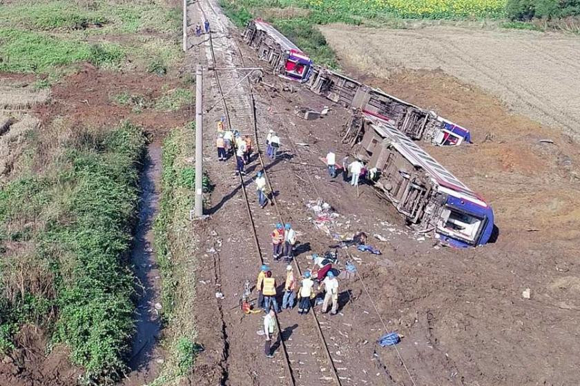 Adalet raylar altında... Metrobüs kazasının ardından iktidar medyasından çifte standart: Tren katliamları cezasız kaldı - Resim : 5