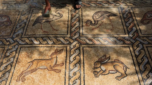 Tarlada Bizans dönemi mozaikleri bulundu - Resim : 1