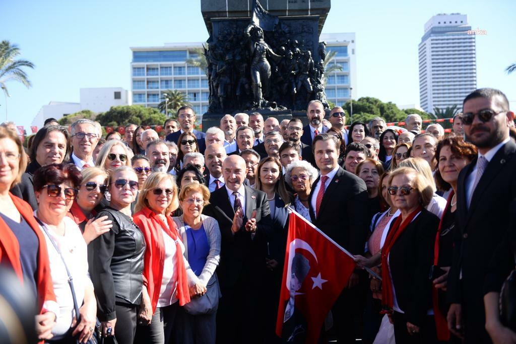 CHP’den Cumhuriyet Bayramı kutlaması: 'Hesaplaşmak için fırsat kolluyorlar' - Resim : 2