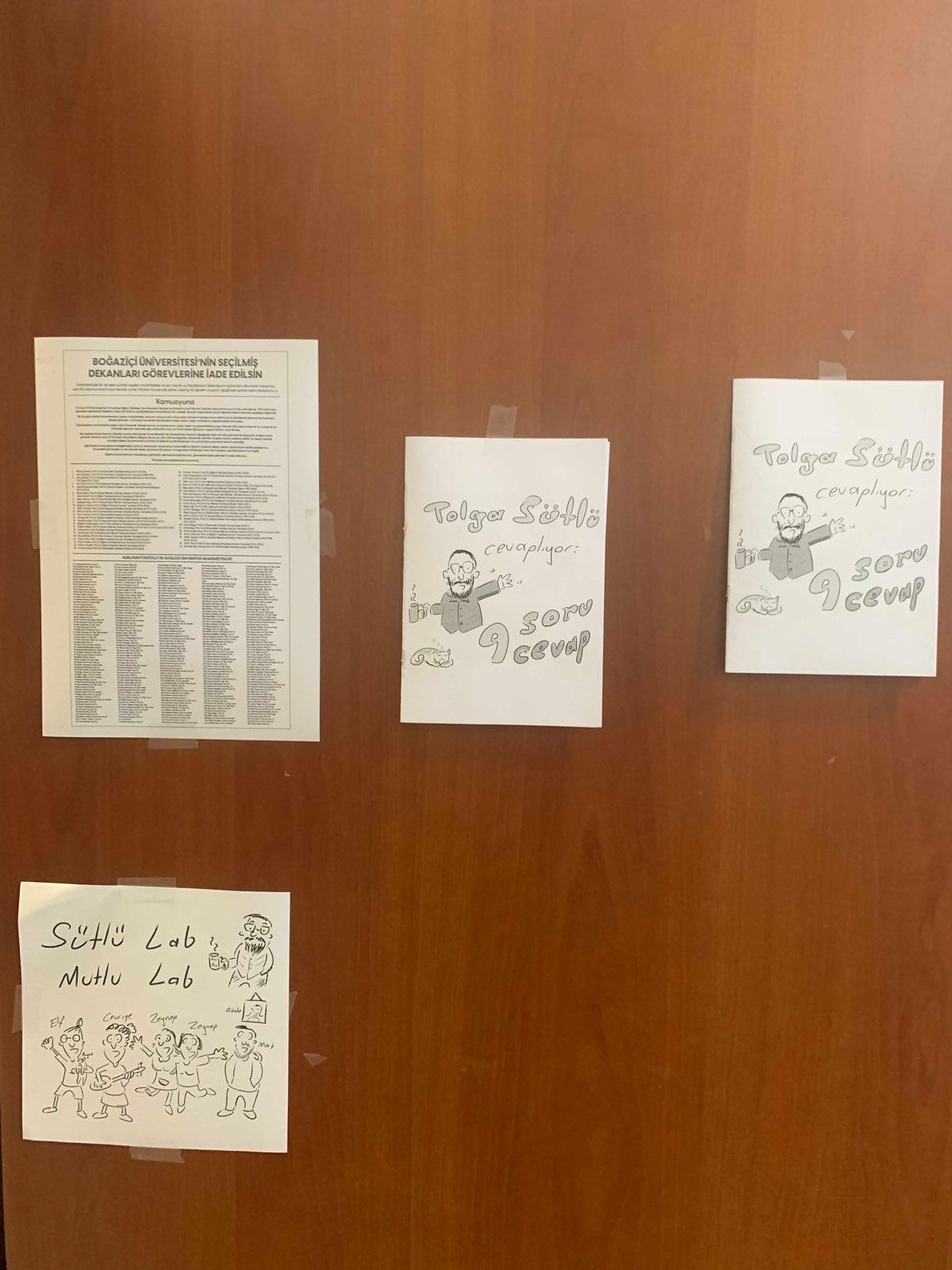 Boğaziçi Üniversitesi akademisyenlerinin kapılarındaki afişler söküldü, izin vermeyenlerin kapıları fotoğraflandı - Resim : 4
