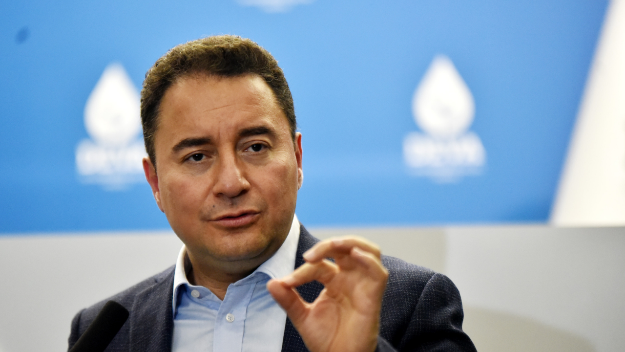 Babacan: Liderlerin ikili görüşmelerinde isim zikredilebiliyor