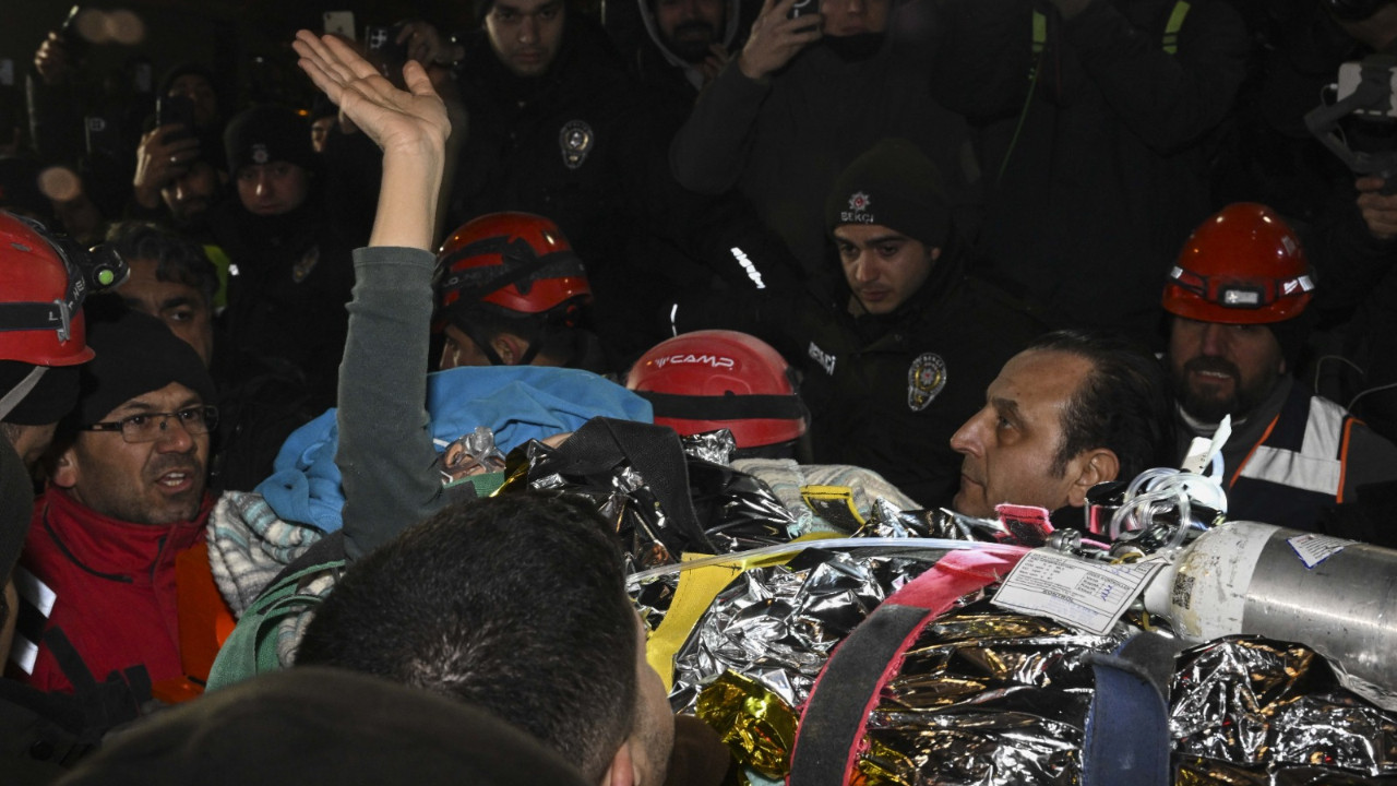 Deprem felaketinde can kaybı Gölcük'ü de geçti: 18 bin 991