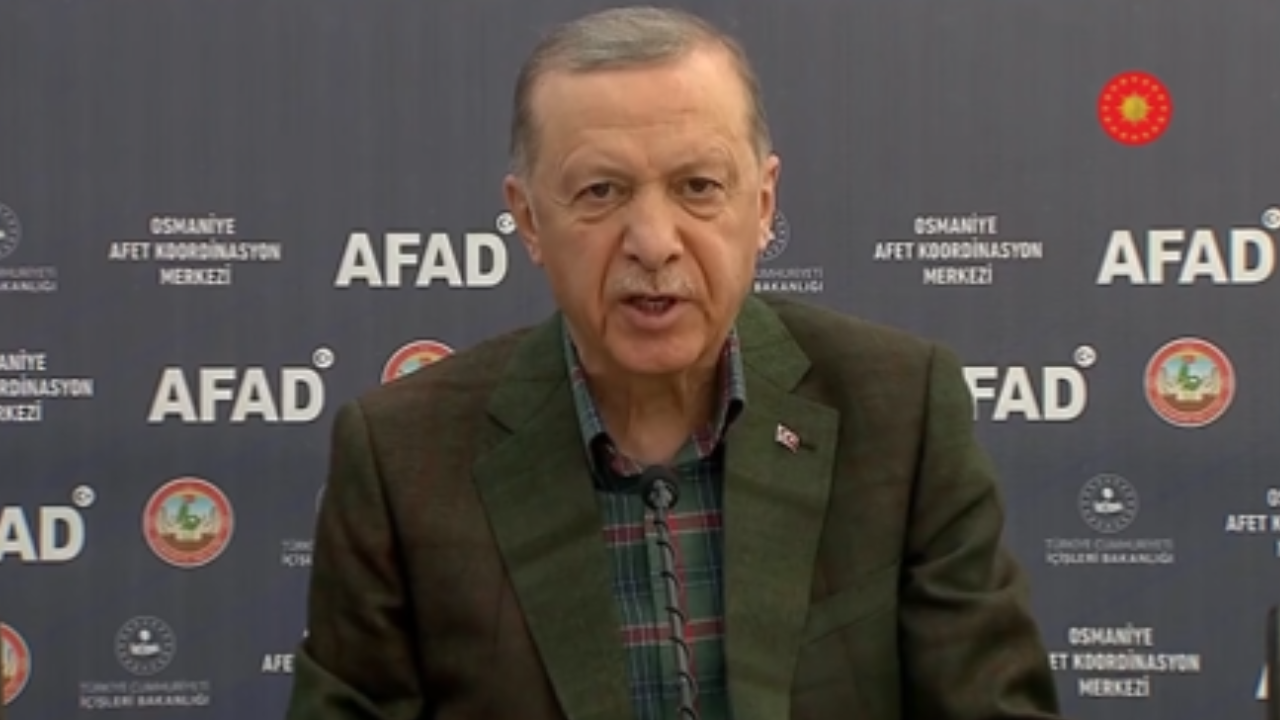 Erdoğan deprem bölgesinde nefret saçtı: 'Be ahlaksız, be namussuz, be adi'