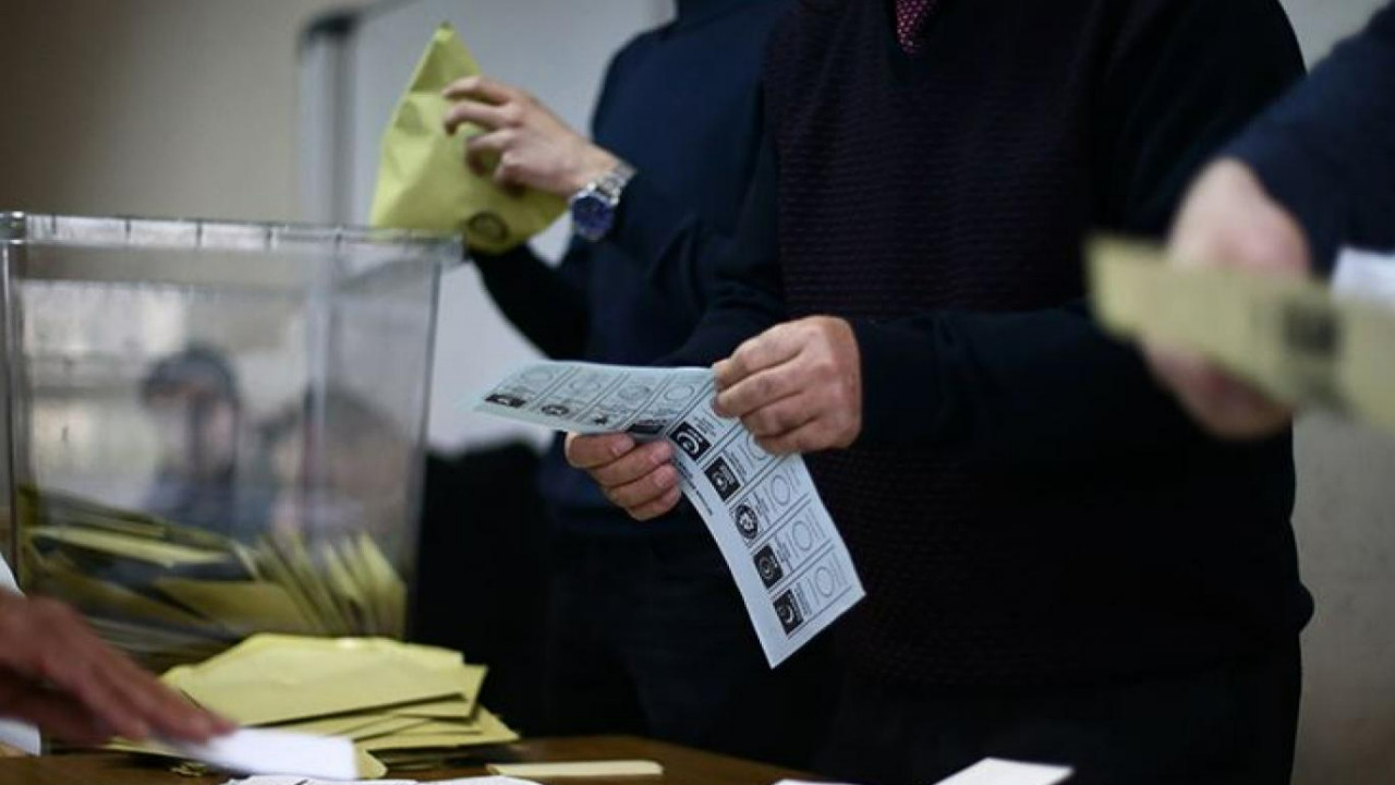 Son ankette büyük sürpriz: Cumhur'a katılmayan Yeniden Refah Partisi'nin oy oranı şaşırttı!