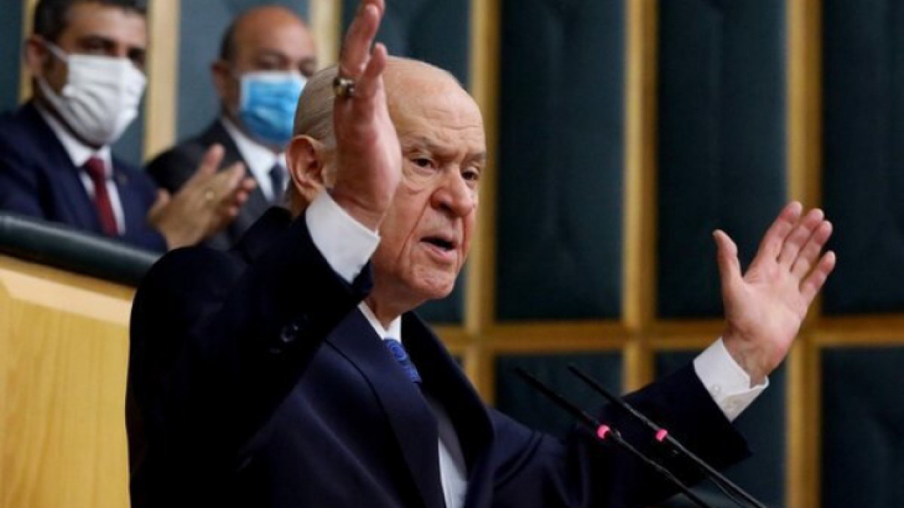 AKP ve MHP, Osmaniye'de karşı karşıya geliyor: Bahçeli'nin rakibi kabineden