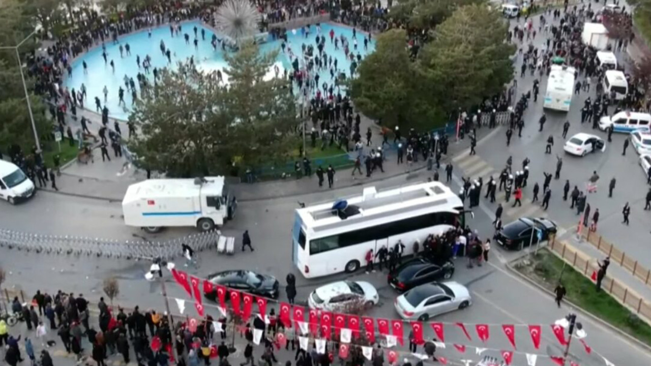 CHP Erzurum İl Başkanı Suat Dülger'den 'taşlı provokasyon' açıklaması: "Söylenenler gerçek değildir"