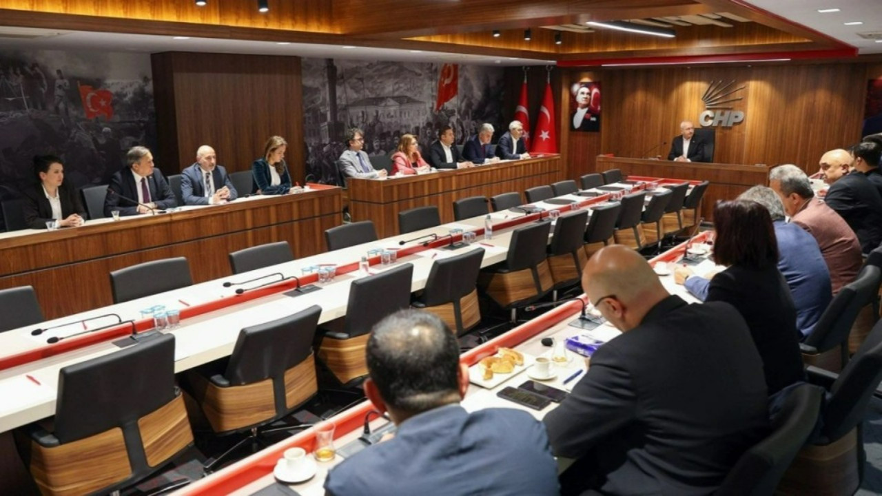 CHP MYK üyelerinin tamamı istifa etti