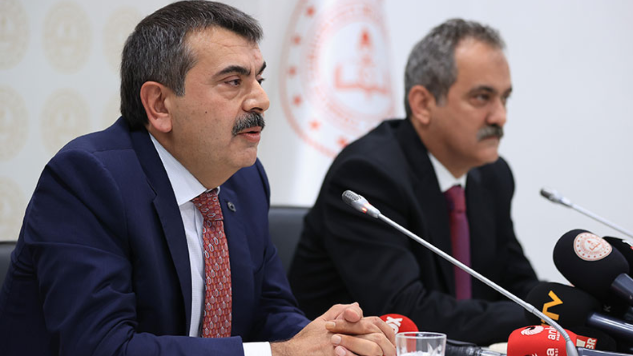Karma eğitimi hedef alan Milli Eğitim Bakanı'ndan skandal açıklama: 'Kız okulları açabilmeliyiz'