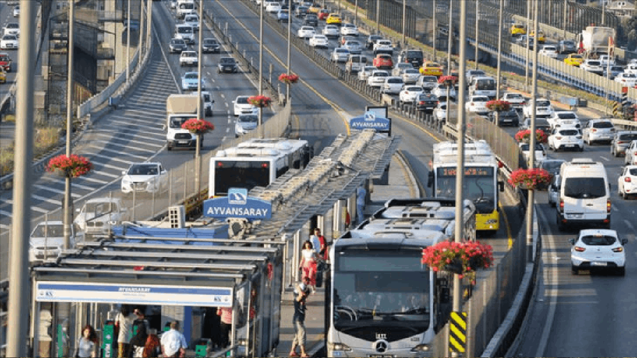 İstanbul'da toplu ulaşıma zam! Zam oranı yüzde 51,52 oldu