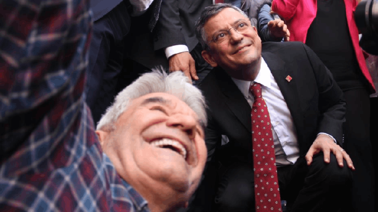 Özgür Özel ilk ziyaretini Manisa'ya yaptı: "İktidar yürüyüşünü başlatacağız"