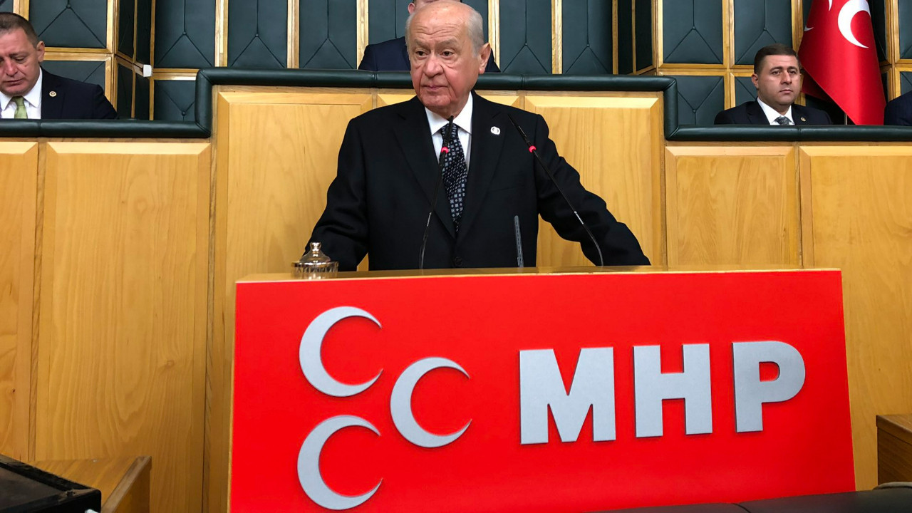 Bahçeli'den 50+1 açıklaması: Bu sistemin demokratik meşruiyeti yüzde 50+1'dir!