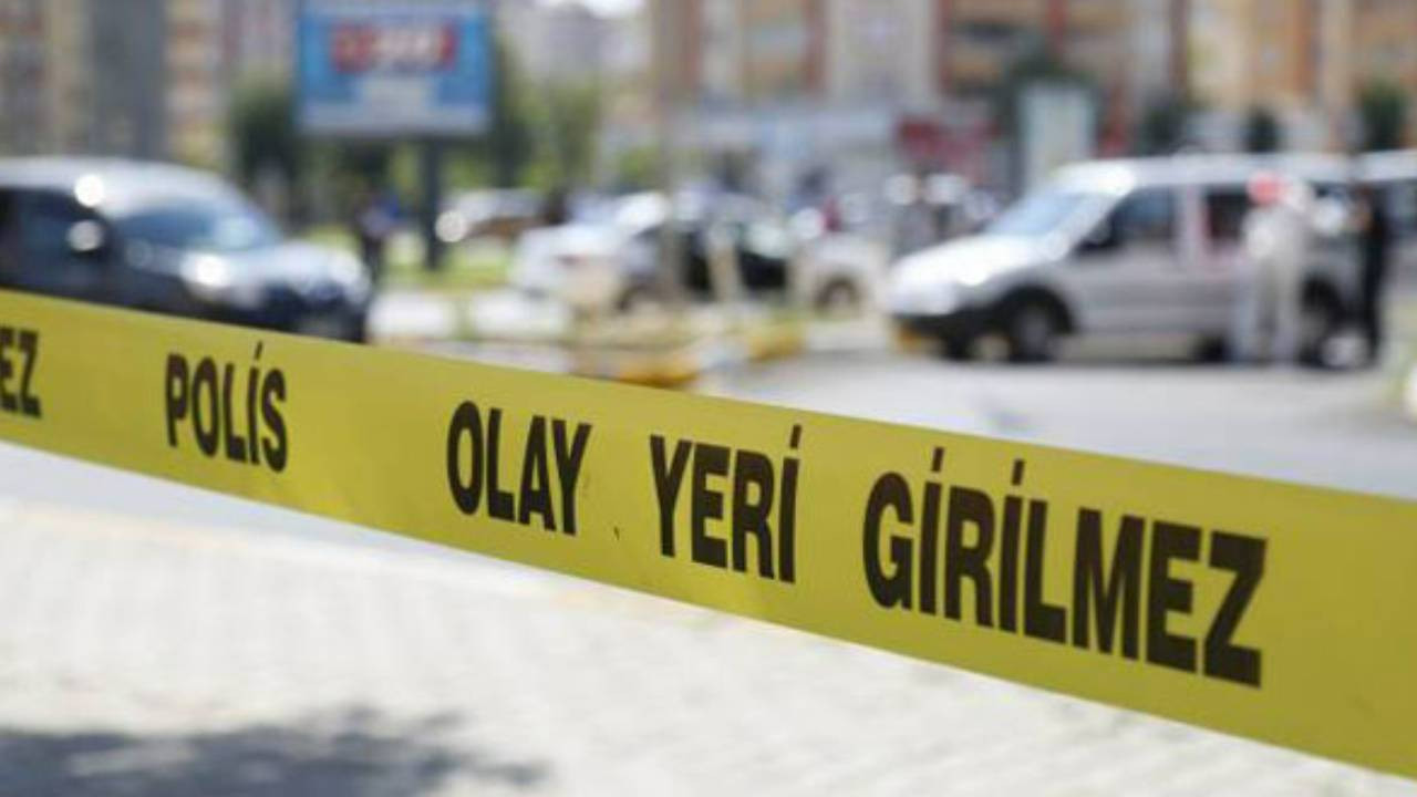Kötü Koku Gelen Evden Ceset Çıktı!