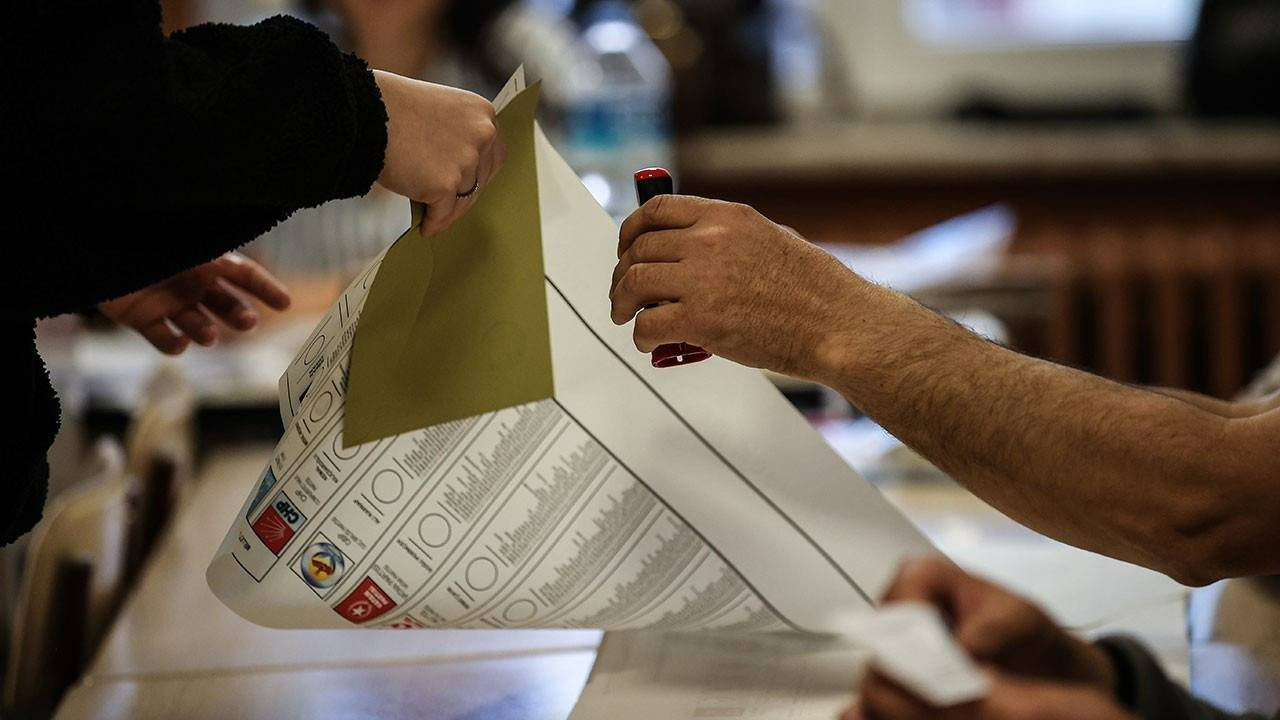 Anket: Bu pazar seçim olsa hangi parti, yüzde kaç oy alır?
