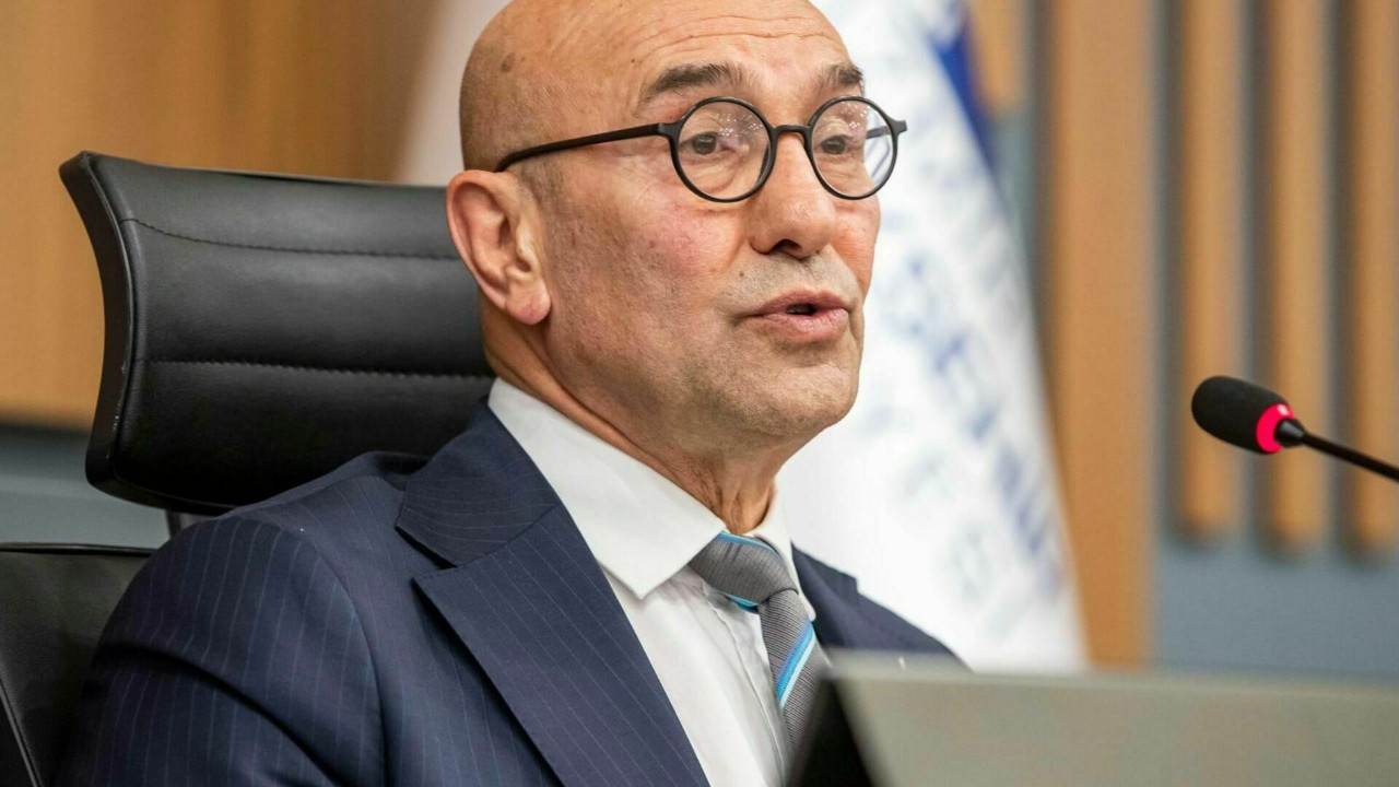Tunç Soyer'den İzmir Otogarı'nın yıkımının mahkeme kararıyla engellenmesine tepki