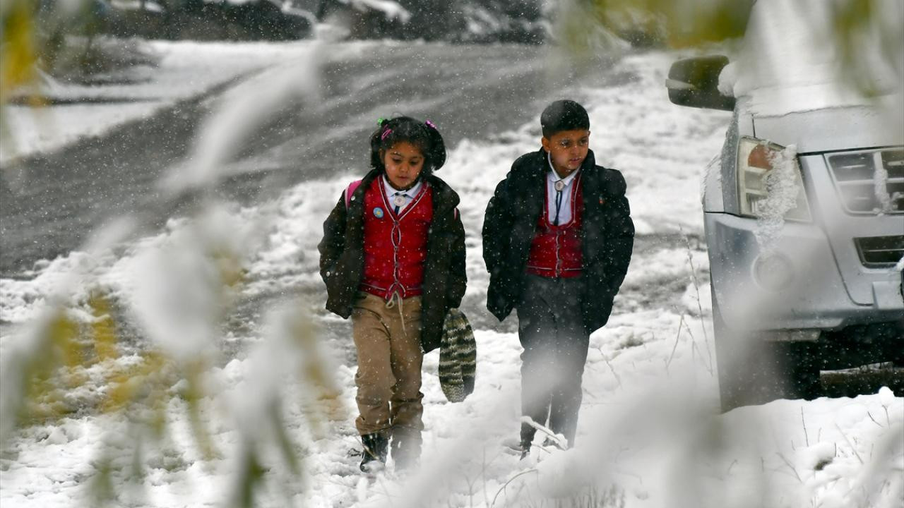 Meteoroloji'den İstanbul için kar alarmı: Gün verildi, tedbirinizi alın!