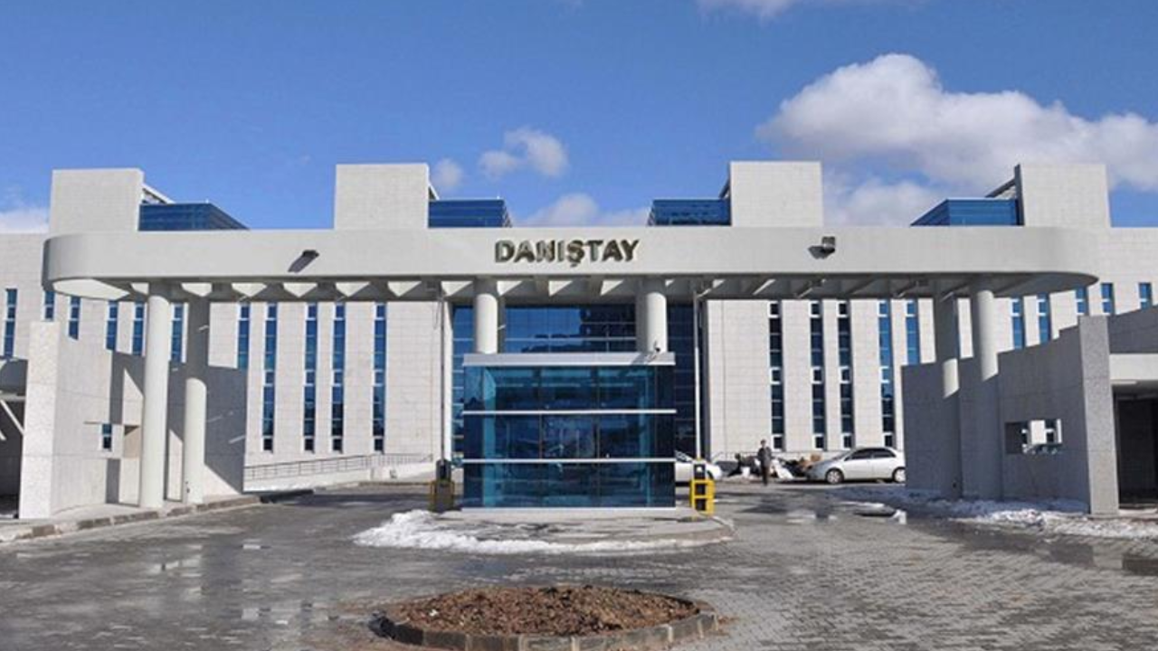 Danıştay 5. Dairesi başkanı ve üyeleri hakkında suç duyurusu