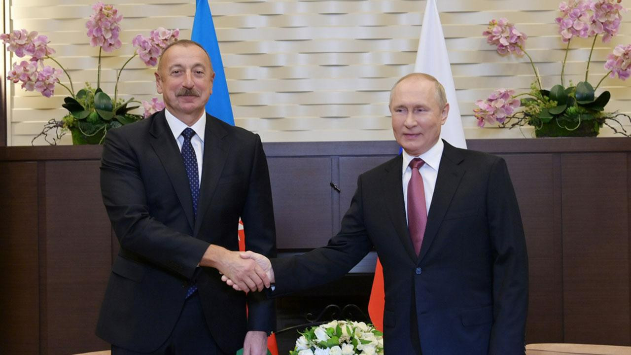 Azerbaycan Cumhurbaşkanı Aliyev ile Rusya Devlet Başkanı Putin bir araya geldi