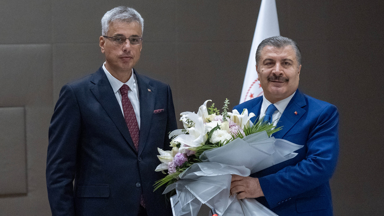 Sağlık Bakanlığı'nda Memişoğlu dönemi: ‘Ağır sınavlar verdik’ diyerek görevi devretti