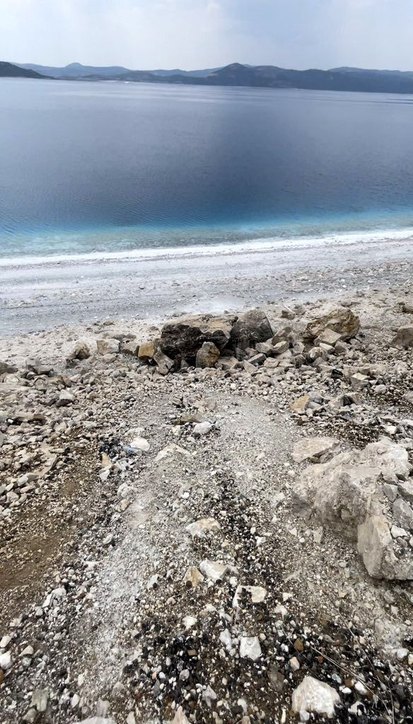 El Birliğiyle Salda'yı Bitirdiler! Göl Kurumaya Yüz Tuttu, Alan Çöplüğe Döndü - Resim: 5