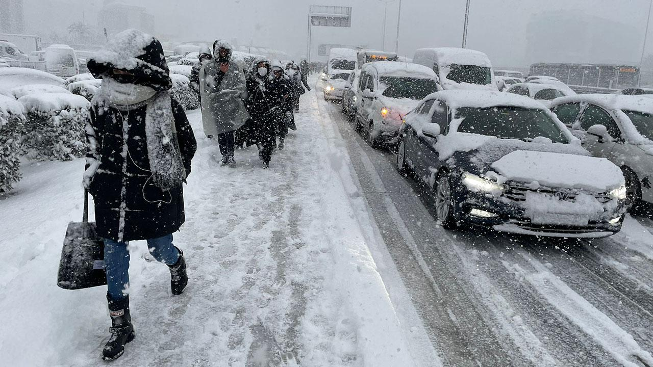 Meteoroloji Uzmanından Kritik Uyarı! Tarih Verildi… İstanbul’a Kar Geliyor! - Resim: 1