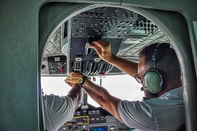 Pilotlar Neden Sakal Bırakamıyor? İşin Aslı Meğer Çok Başkaymış - Resim: 4