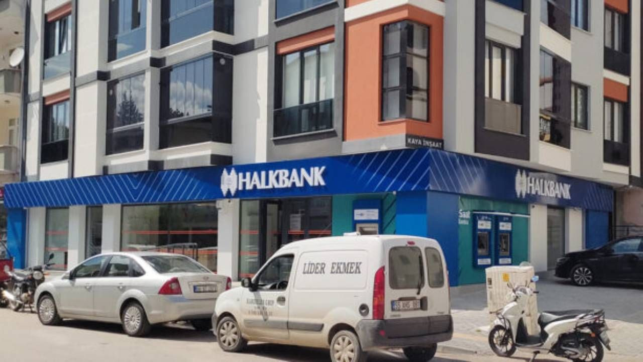 Halkbank’tan Büyük Zam: Fiyatı Yüzde 525 Arttırıldı - Resim: 3