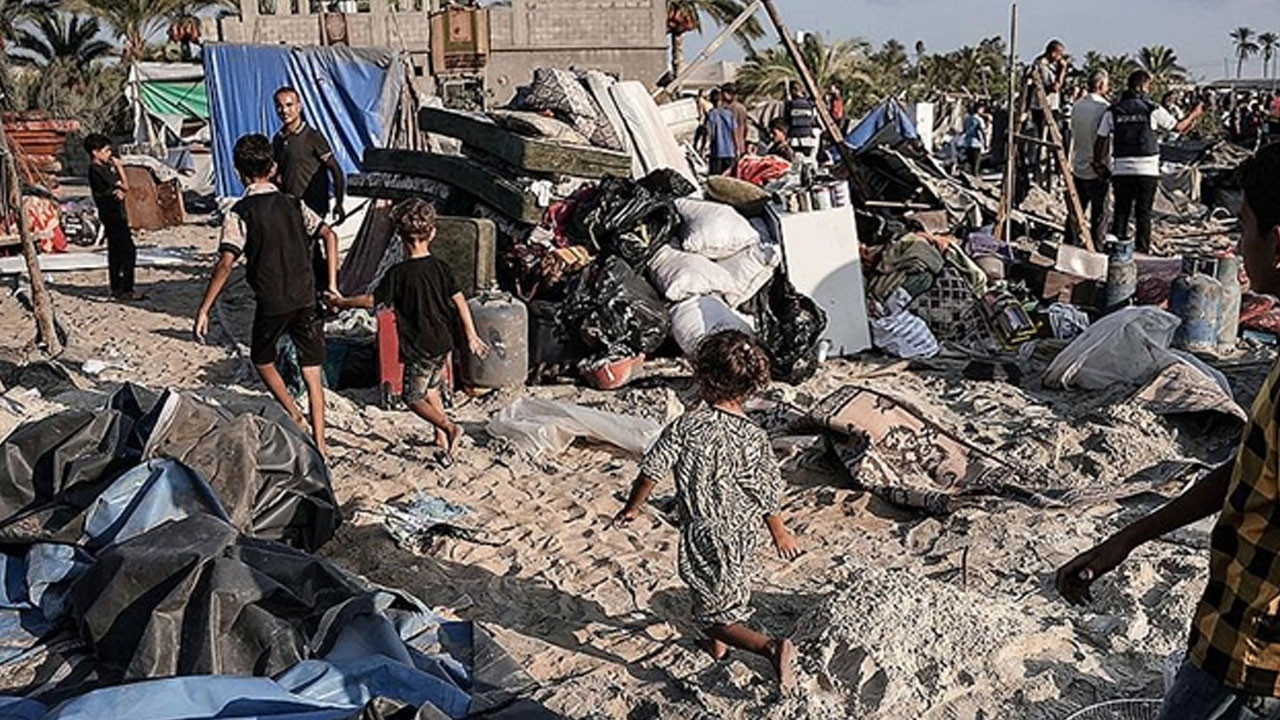 Gazze Hükümeti Açıkladı: 2 Milyon İnsanı Felaket Bekliyor