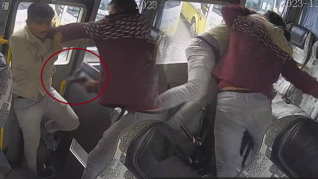 Yolcu Dolu Minibüste Dehşet! Silahla Ateş Edip, Öldüresiye Dövdü