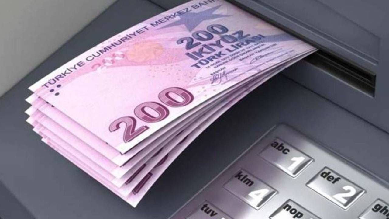 ATM'den Para Çeken Herkesi İlgilendiriyor: Emsal Karar Verildi Hırsızlık Sayıldı - Resim: 2