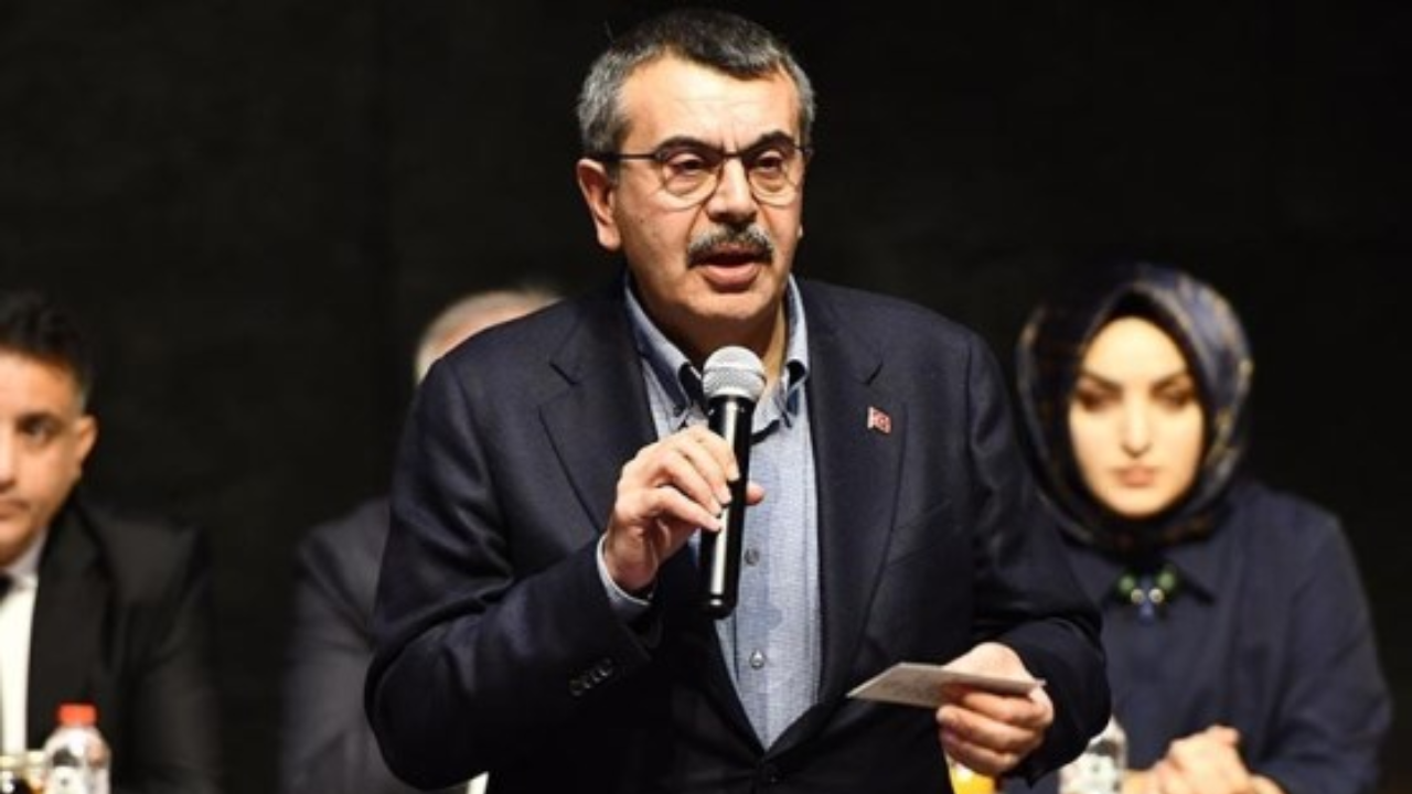 CHP'den Milli Eğitim Bakanı Yusuf Tekin Hakkında Suç Duyurusu