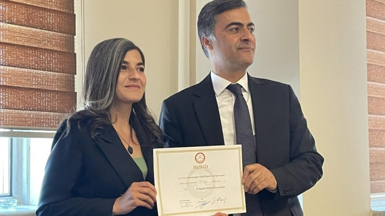Abdullah Zeydan Görevden Alınıp, Kayyım Atandı mı? Van Büyükşehir Belediyesi'nden O İddialara Yanıt