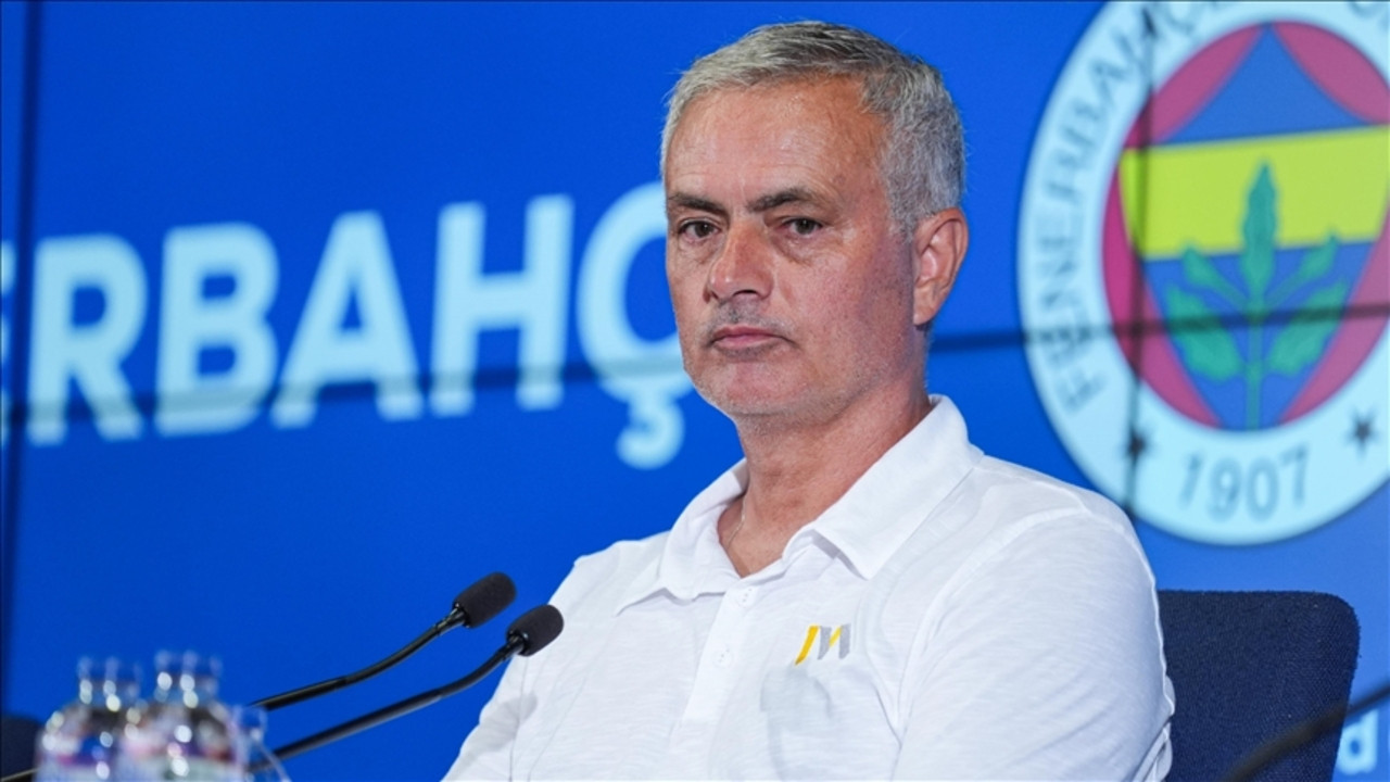 'Göz Oyarım' Diyen Dursun Özbek'e Mourinho'dan Yanıt: Ben Utandım