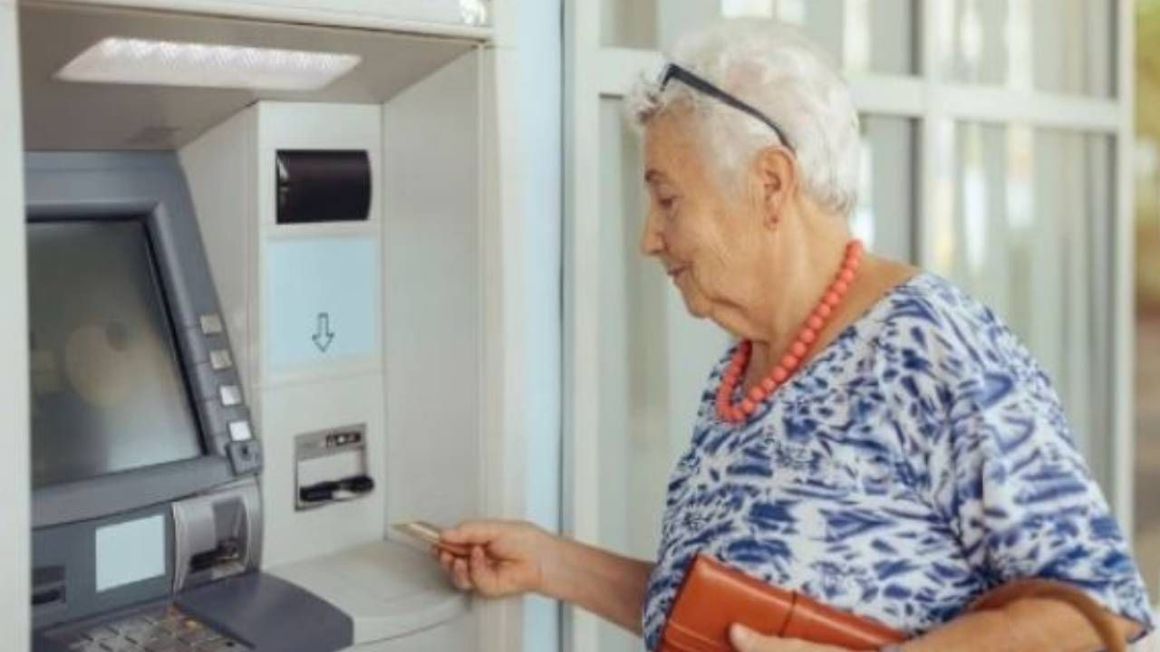 Denizbank Emekli Promosyonunda El Yükseltti! SSK, Bağ-Kur ve Bütün Emekliler Havalara Uçacak, Duyan Bankanın Önünde Kuyruk Oluşturacak - Resim: 1